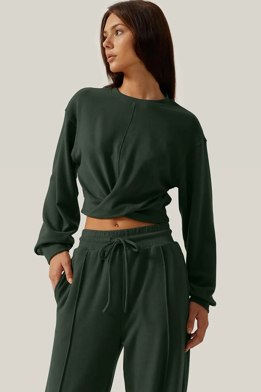 QINSEN Women 2 Piece Outfits Sweatsuit Set Twist Front Cropped Sweatshirt Wide Leg Sweatpant Lounge Set Tracksuit